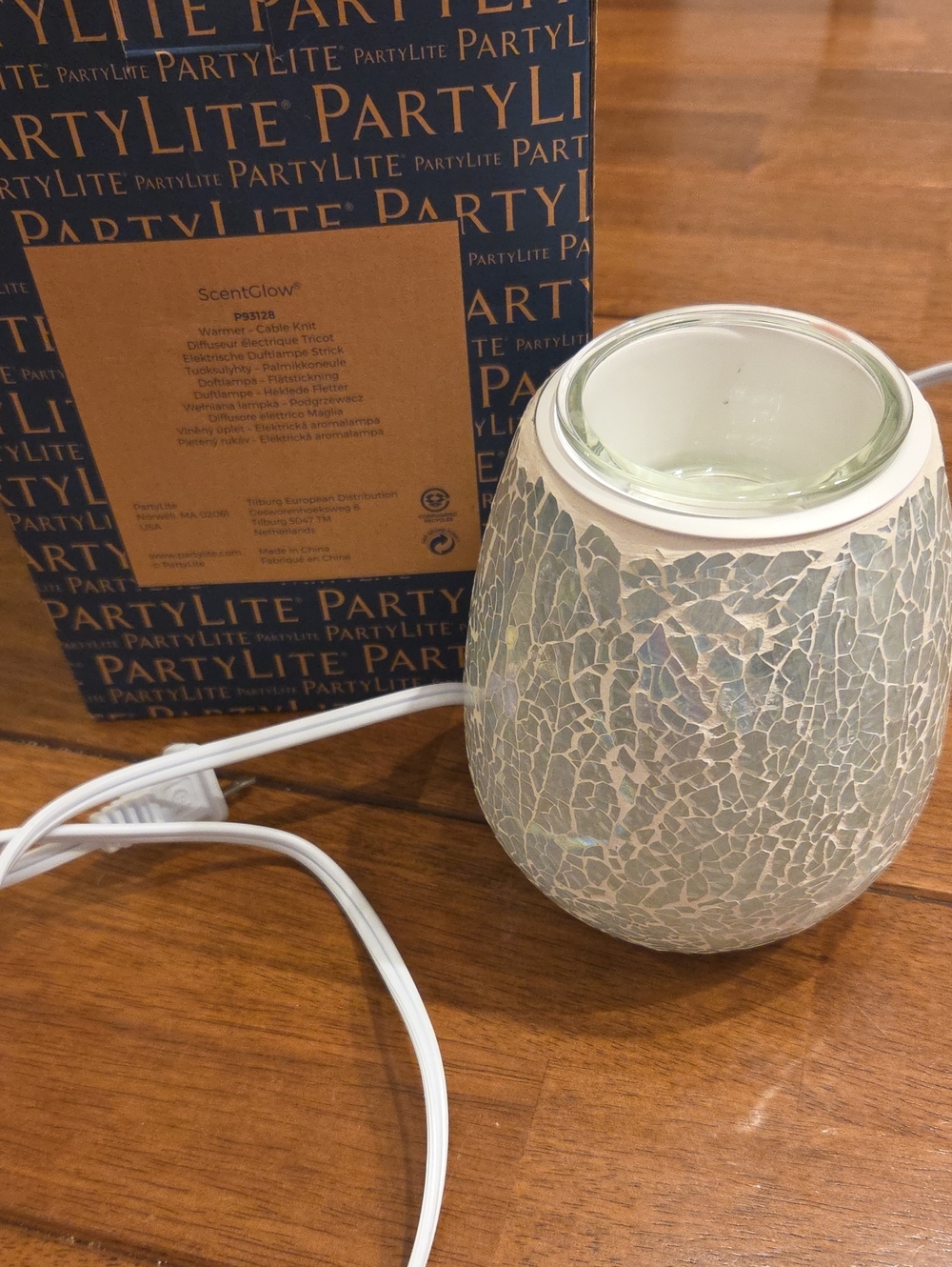 PartyLite Iridescent Crackle Mosaic Wax Warmer - White and Cream- With Box